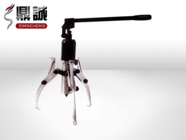 點擊查看詳細(xì)信息<br>標(biāo)題：整體式液壓拉馬 閱讀次數(shù)：5006